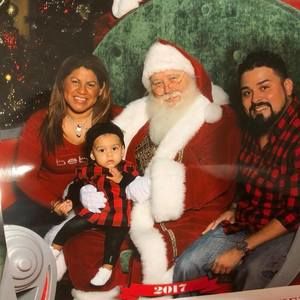 Meet your Posher, Cesar